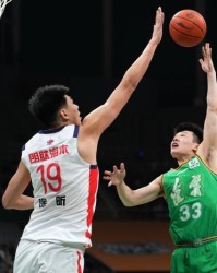 爱游戏体育官方入口-爆发一季！广州2.26米中锋获5支NBA球队试训邀请